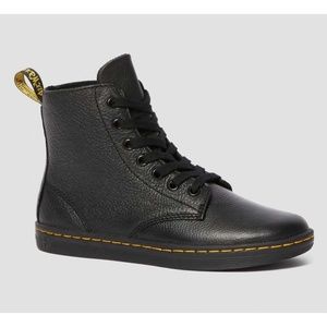 NWT Dr. Martens Leyton Women's Leather Boots 8W